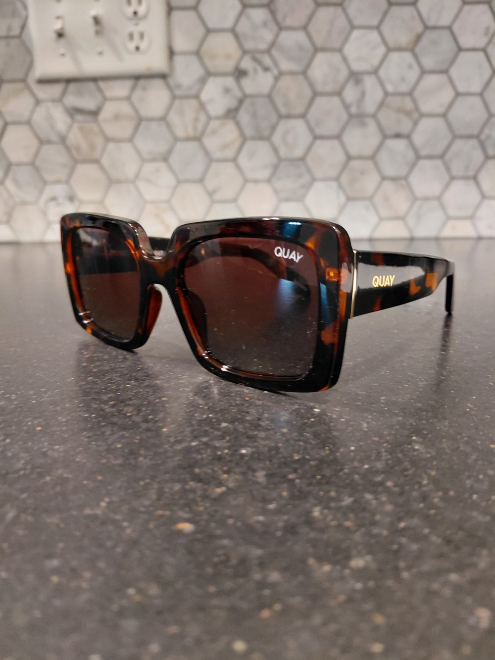 Quay Tortoiseshell Square Sunglasses - Brown Lenses